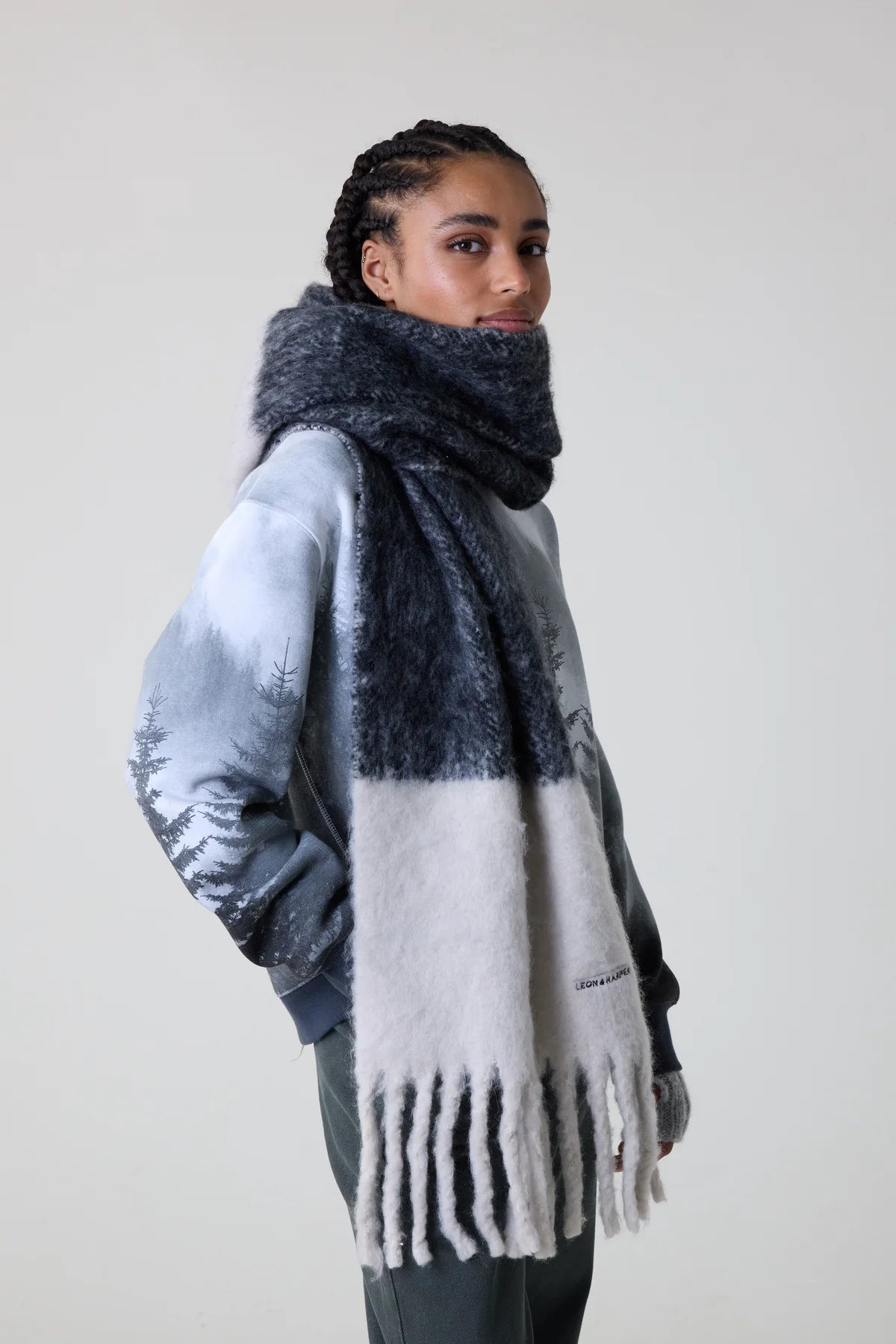 Elton Mix1 Scarf
