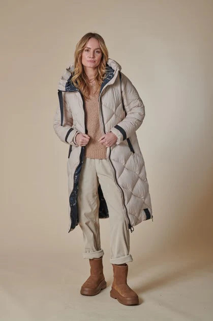 Isi Step Jacket