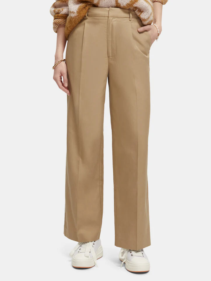 Low-Rise Wide Leg Trousers