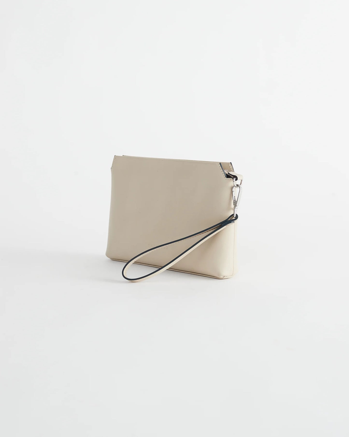 The Lola Clutch