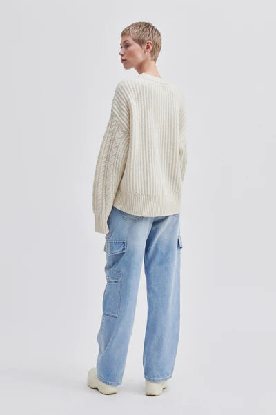 Javi Knit O-Neck Sweater