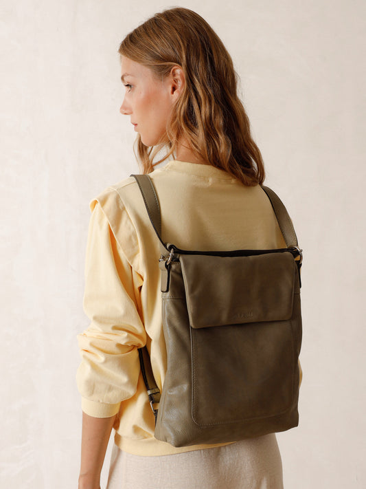 Convertible Bag to Backpack | Cowhide Leather