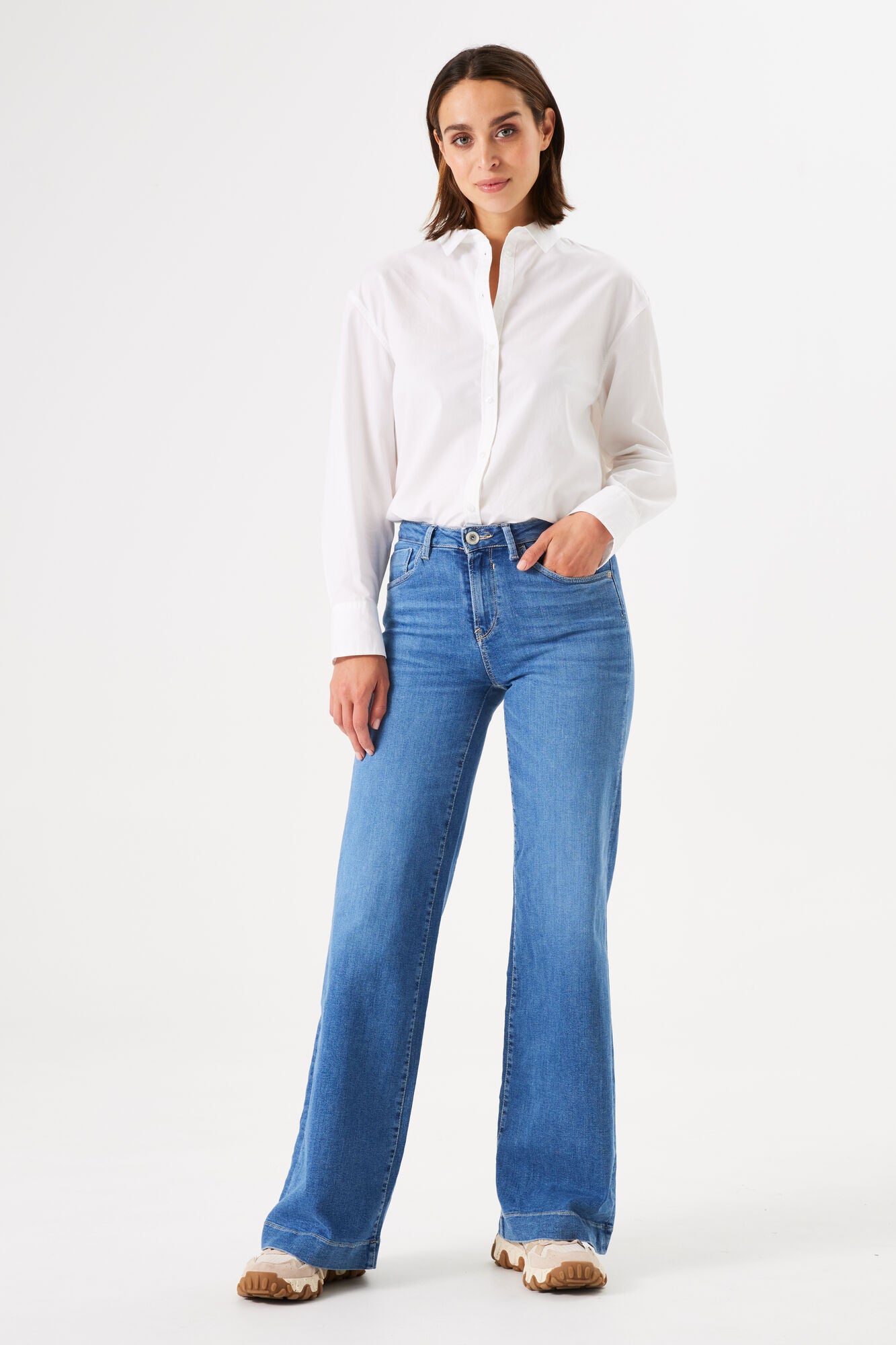 Celia 249 Wide Jeans