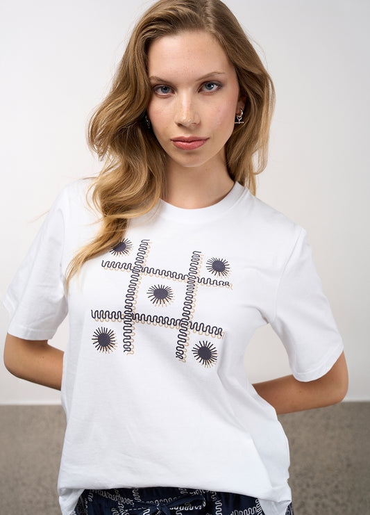Outro Tee
