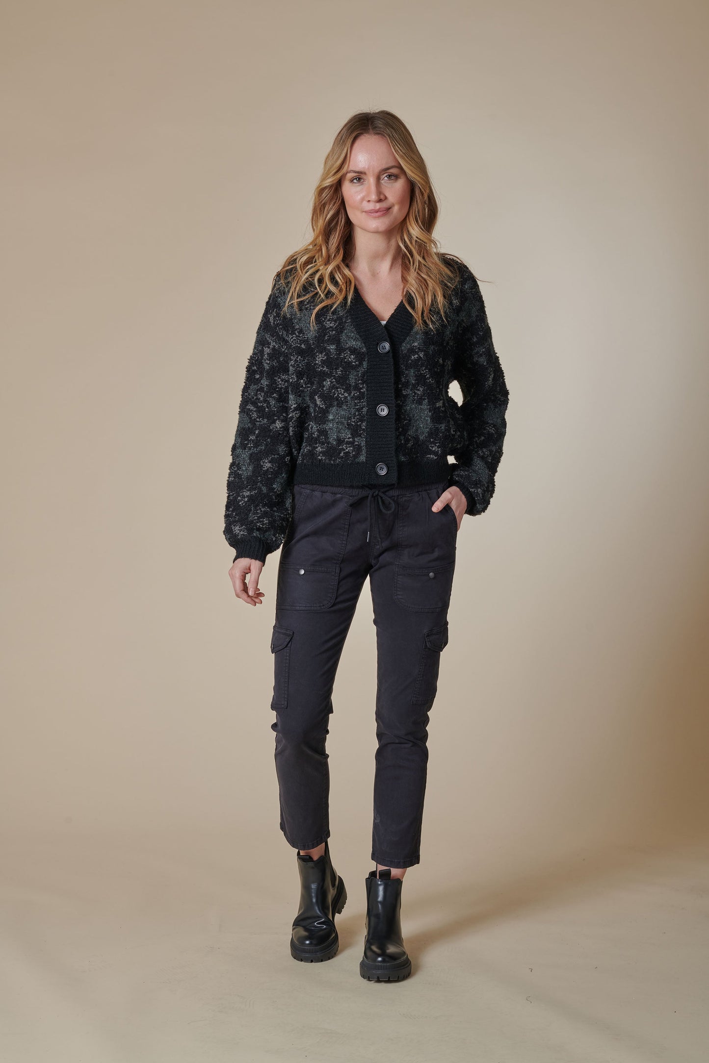 Gloria Abstract Knit