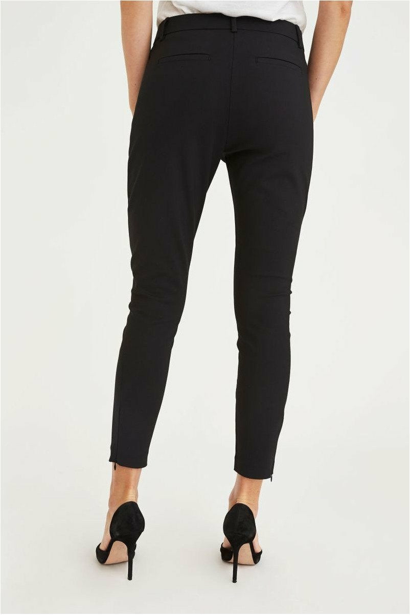 Angelie 238 Zip Cropped Jegging Pant